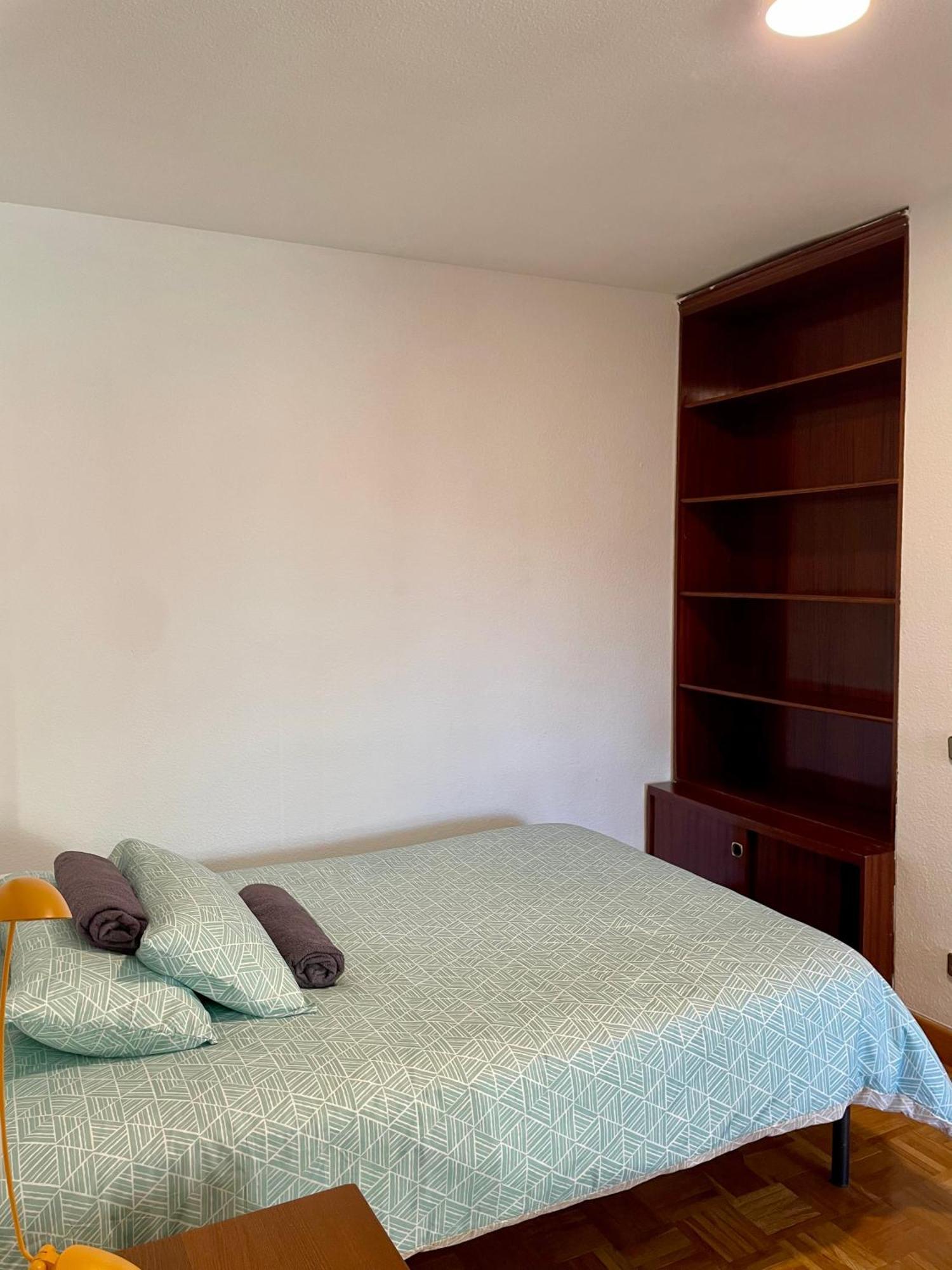 Private Rooms Madrid Atocha Esterno foto