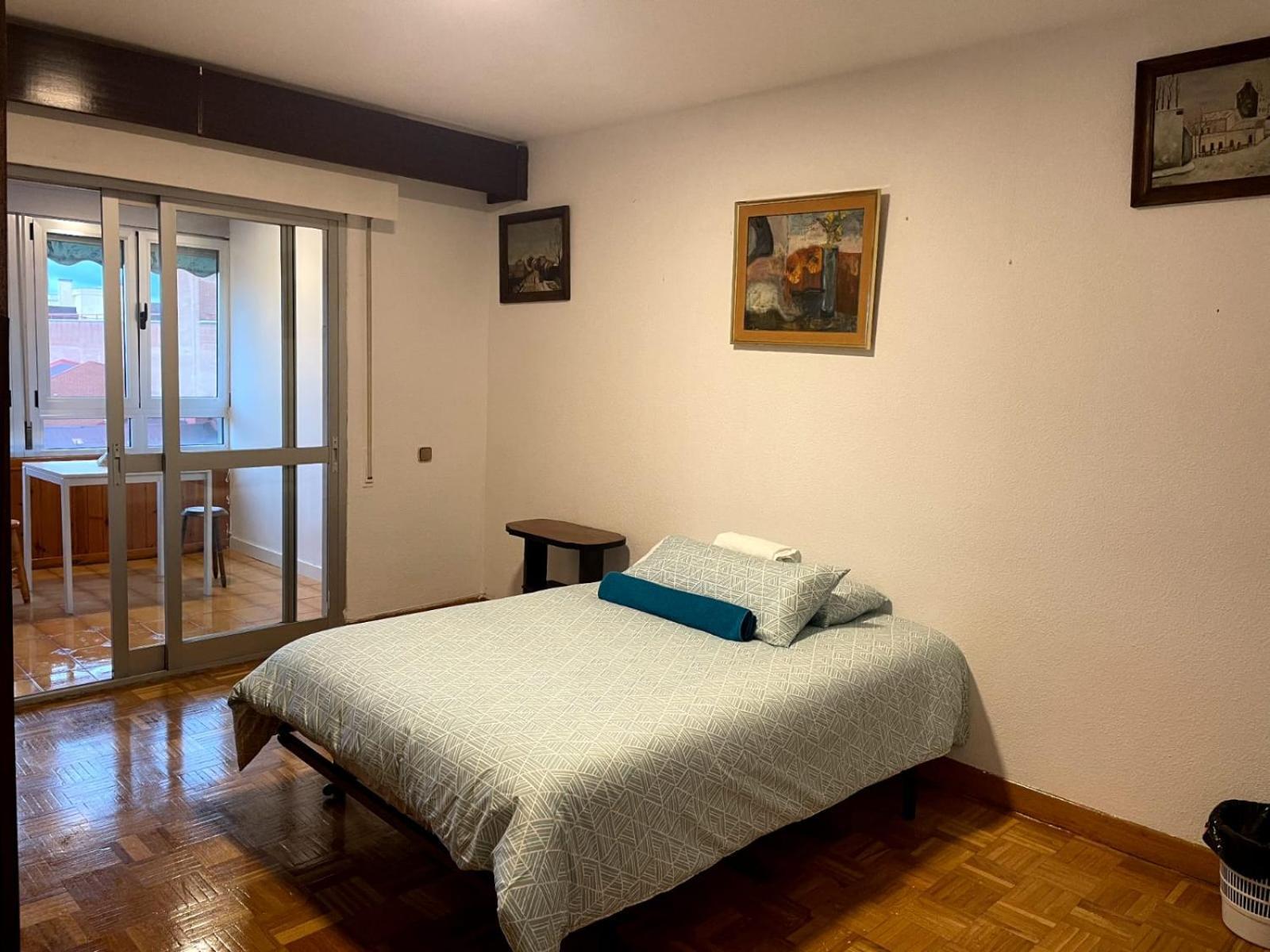 Private Rooms Madrid Atocha Esterno foto